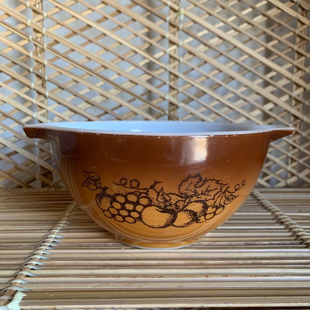 Vintage Pyrex Old Orchard Brown Cinderella 6" Mixing Bowl